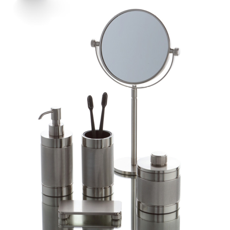 Bertocci Officina 01 Контейнер с крышкой, h110 см, d90 см, цвет хром (акция из наличия)