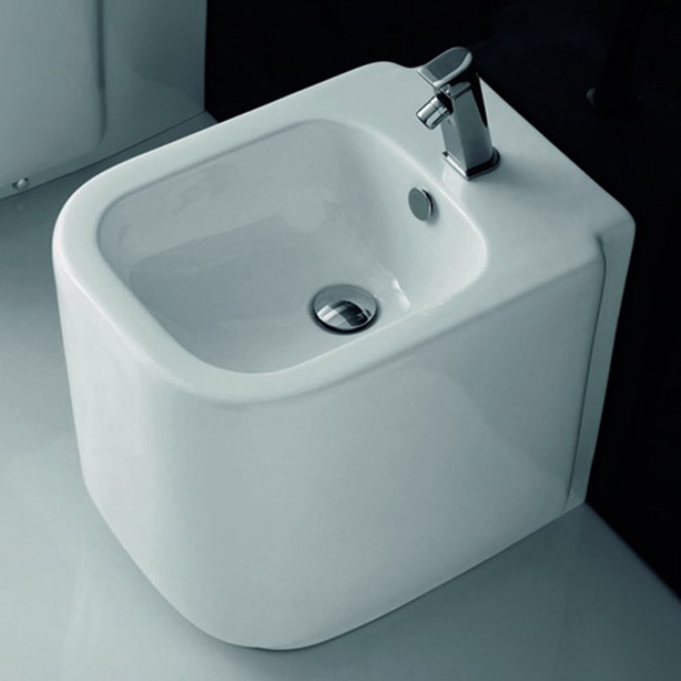 Ceramica Althea D-STYLE биде напольное с 1отв. под смеситель, слив в стену, белый 530*370*420