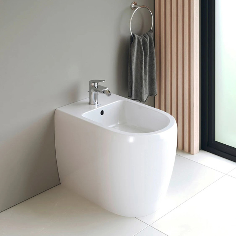Duravit  Qatego Биде напольное 390х600х400 мм, с 1 отв под смеситель, Wei&szlig; Hochglanz, цвет белый