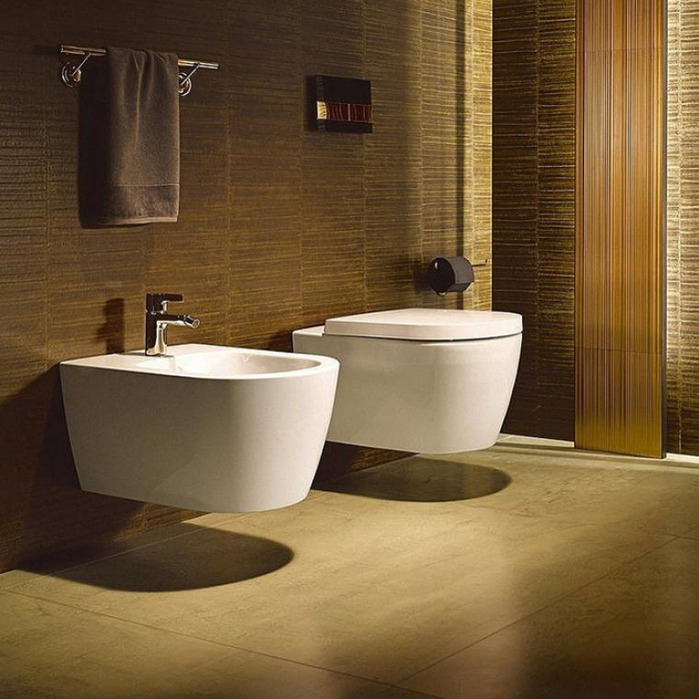 Duravit Me by Starck Комплект: подвесн унитаз Rimless 252909AA00 с покр Durashield+ сиденье с мягким закрыванием 002009 (Спец.цена из наличия)