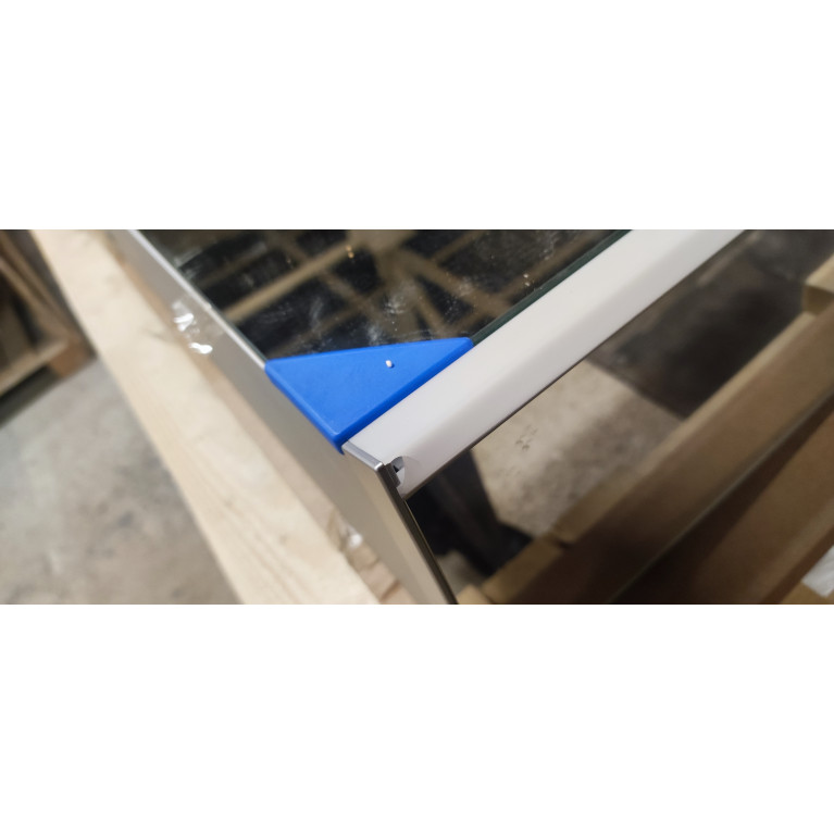 LAUFEN Frame 25 Шкаф зеркальный 1300x150x750 мм, 3 дверки с зеркалом с 2 сторон, 2 розетки, 4 эл  LED подсв.,регулир яркость, без освещения вниз