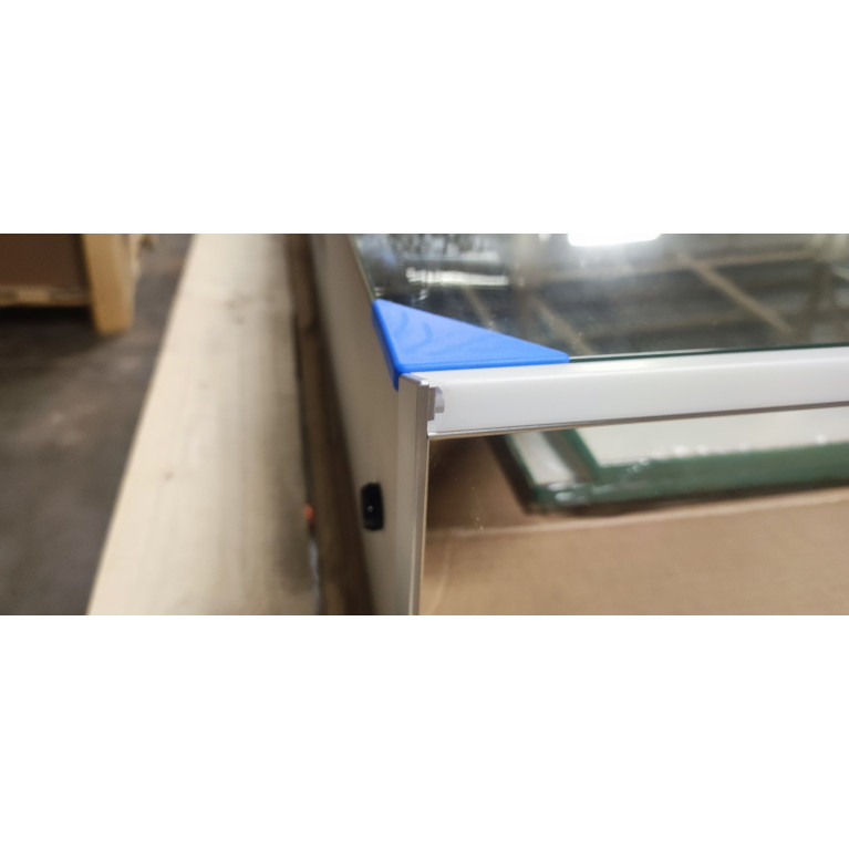 LAUFEN Frame 25 Шкаф зеркальный 1300x150x750 мм, 3 дверки с зеркалом с 2 сторон, 2 розетки, 4 эл  LED подсв.,регулир яркость, без освещения вниз
