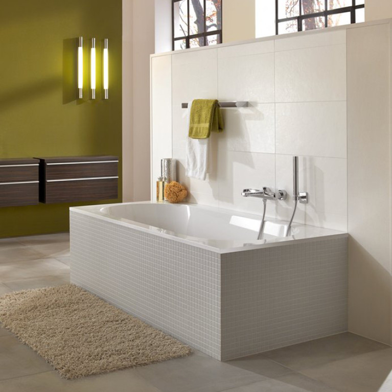 VilleroyBoch Oberon Ванна встраиваемая 1700*750*450, к-т ножек, материал: Quaryl, цвет: альпийский белый