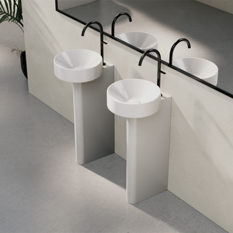 BETTE SunoPedestal Раковина пристенная 34*43,7*84см с 1 отв. под смеситель с сифоном, шумоизоляцией, крепежом, цвет белый