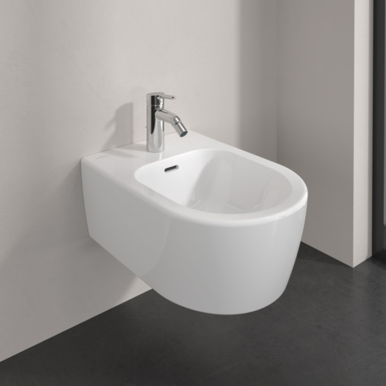 VilleroyBoch Skyla Биде подвесное 370*530*215, округлое, с 1 отв. под смеситель, цвет альпийский белый