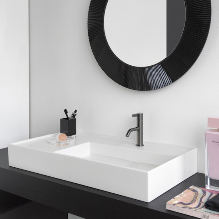 Laufen Kartell Раковина 900х460х120мм без перелива, с 1 отв. под смеситель, со скр сливом, полка слева, с покр. LLC, цвет: белый