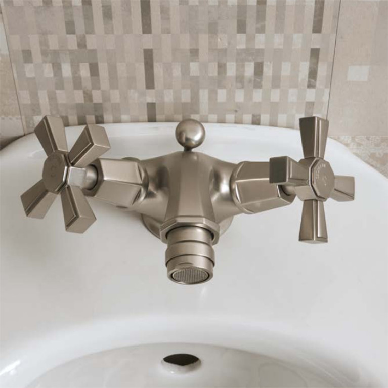 Sbordoni D&eacute;co prestige  Смеситель для биде на 1 отв. с донным клапаном, цвет: никель
