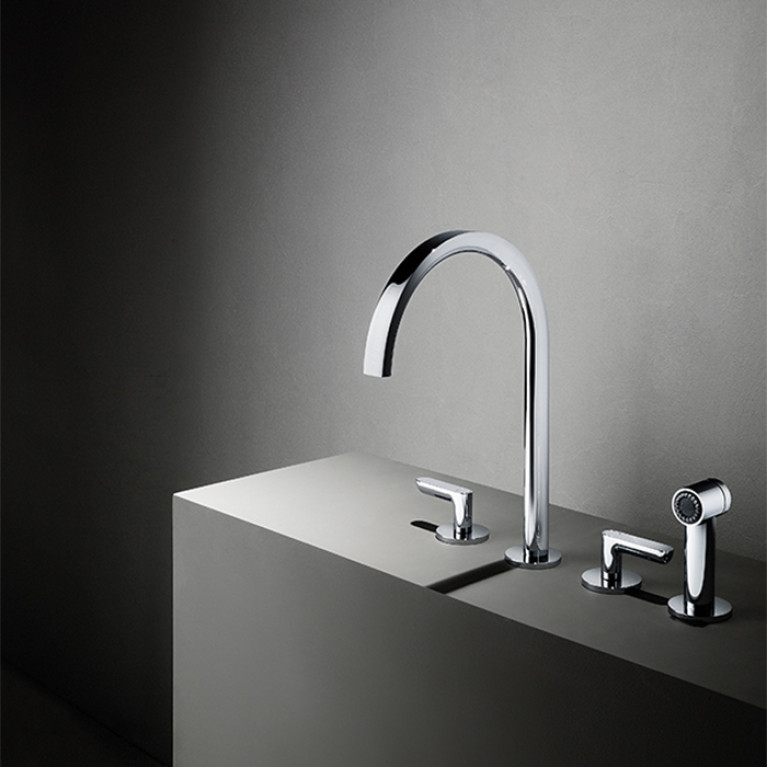 Fantini Icona Deco Смеситель для кухни, 4 отв, без донного клапана, излив 215мм, с ручн душем, цвет: хром