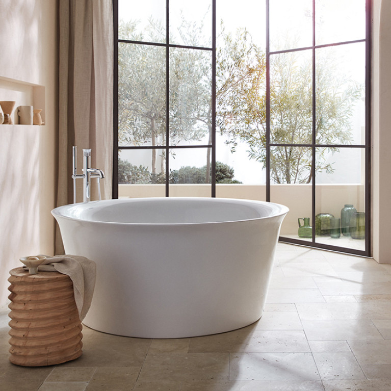 Duravit White Tulip Напольный смеситель для ванны с ручным душем, h-950мм, излив 200мм цвет: