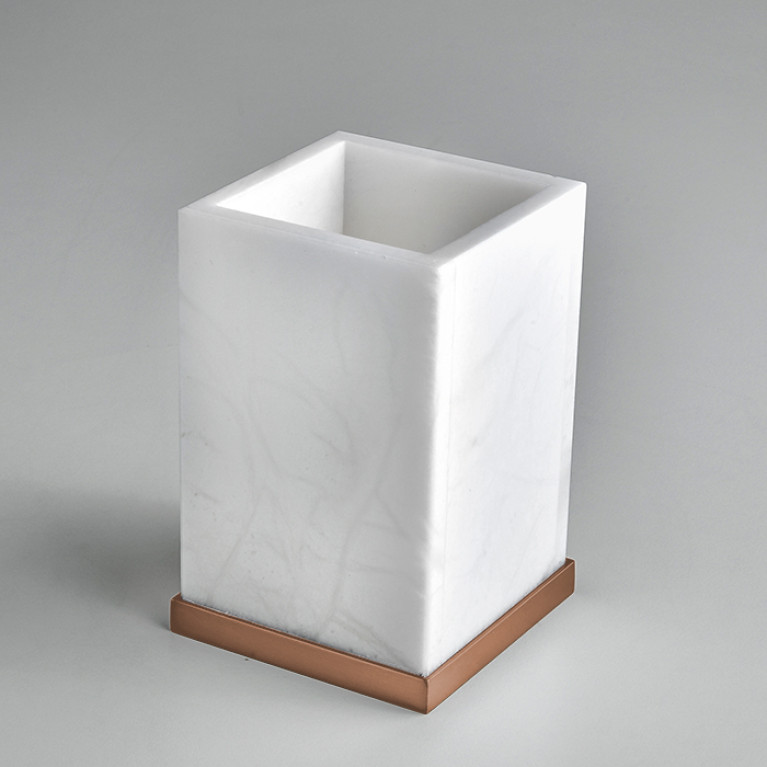 3SC Baster Square Стакан настольный 8хh12x8 см с основанием, цвет алебастр/Warm Brushed Bronze PVD