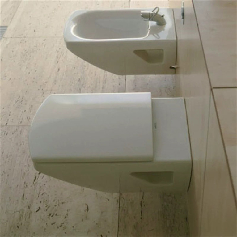 Duravit Caro Подвесной унитаз 620*360мм с комплектом креплений, цвет белый (Снято с пр-ва)