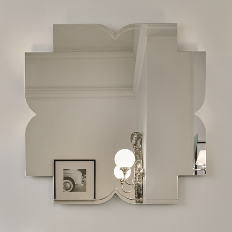 Devon Papillon L Зеркало 800xh800x21 мм с с фацетом, декоративное (Снято с пр-ва)